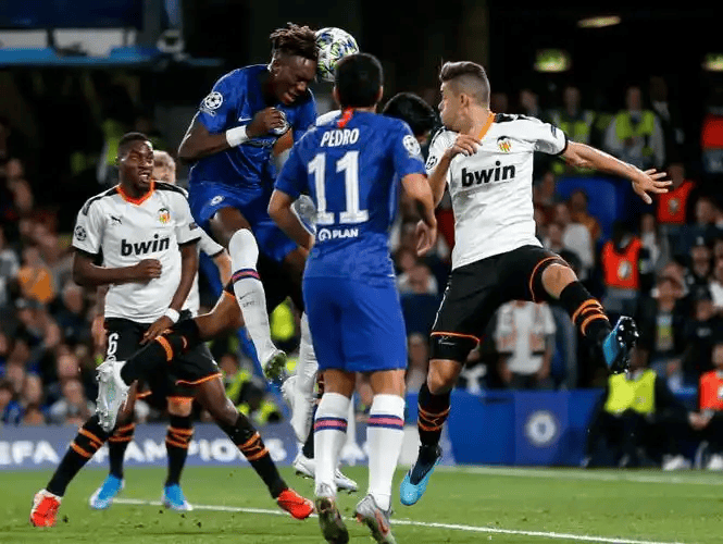 开云体育-包含英超决赛对决在即！费城76人演练定位球，波士顿凯尔特人密集防守应对的词条