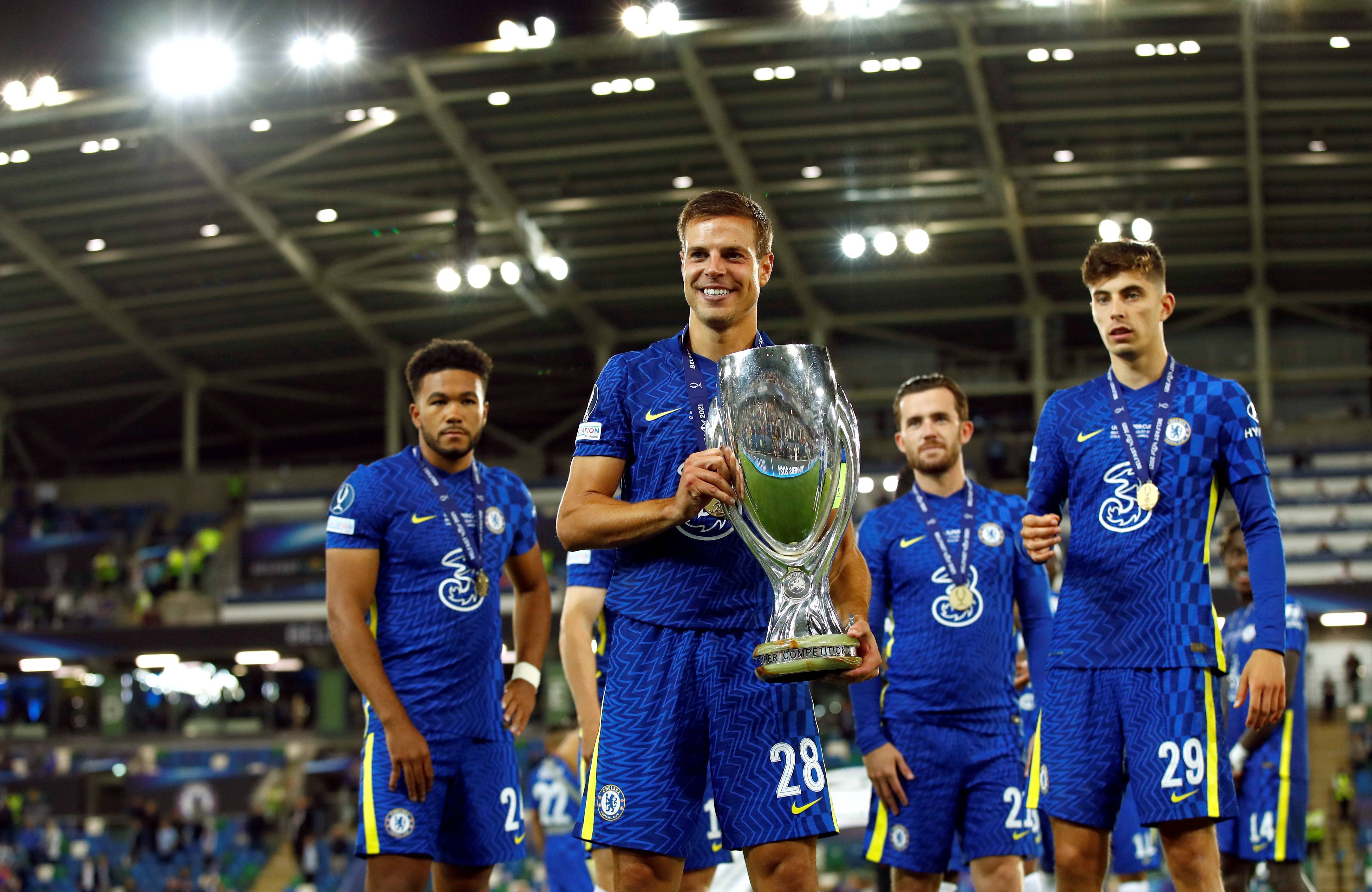 包含英超决赛对决在即！费城76人演练定位球，波士顿凯尔特人密集防守应对的词条